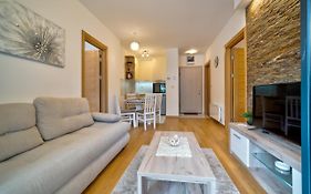 Apartment Imperial In Vila Pekovic Green